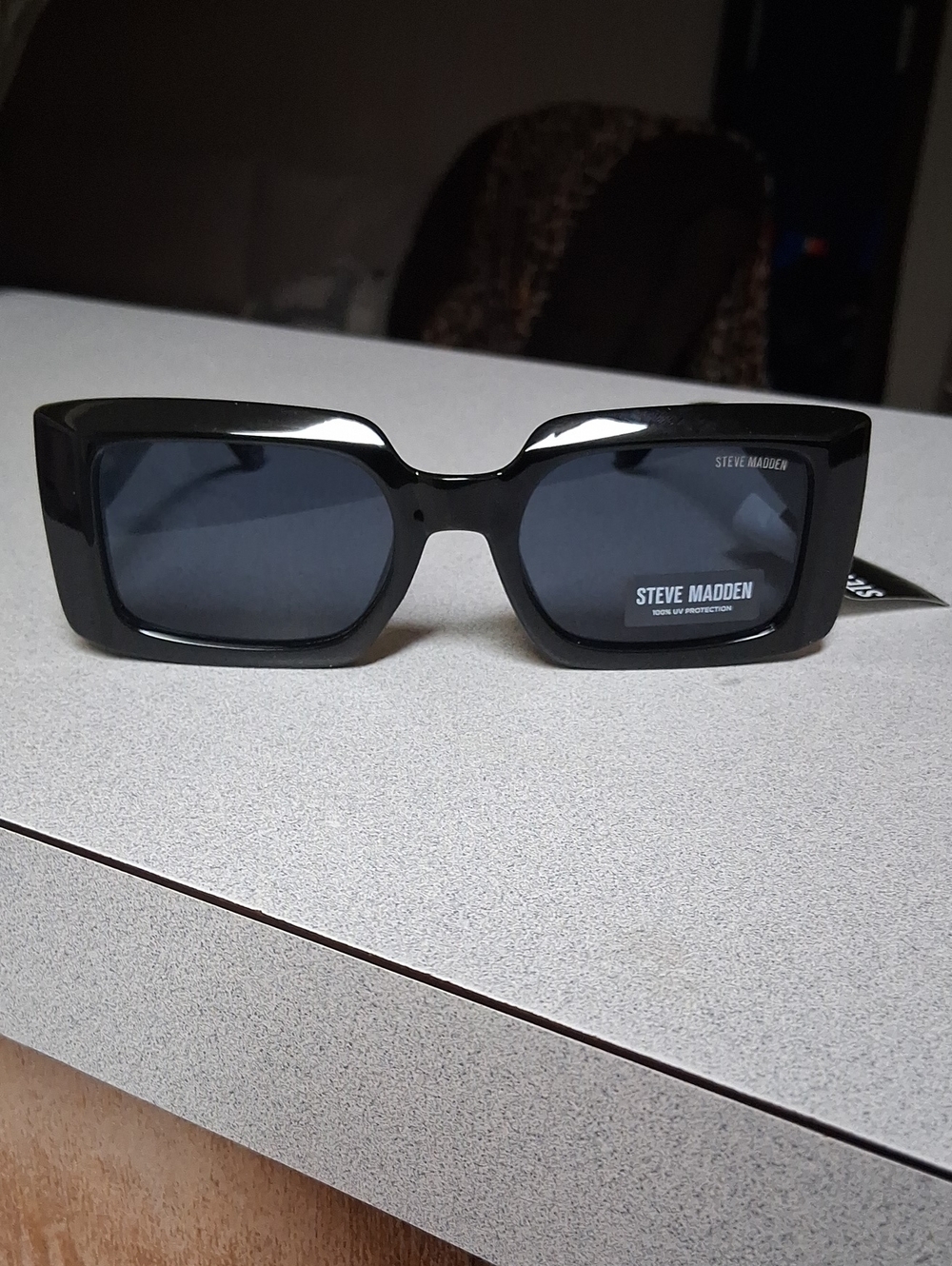 BNWT Steve Madden Black Rectangular Sunglasses -Bold Frame